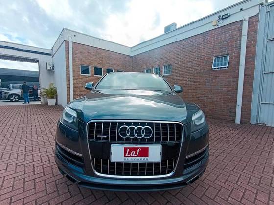 AUDI Q7 2013