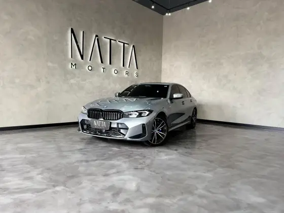 BMW 330e 2024