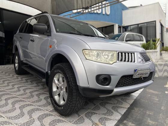 MITSUBISHI PAJERO DAKAR 2012
