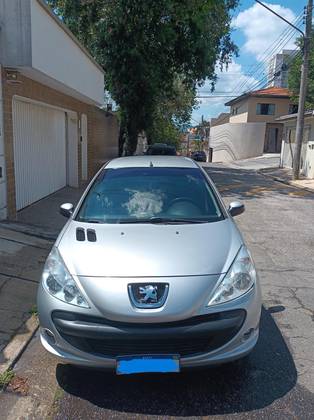 PEUGEOT 207 2010