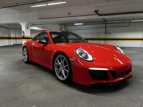 PORSCHE 911 2019
