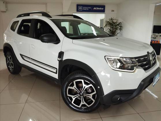 RENAULT DUSTER 2024
