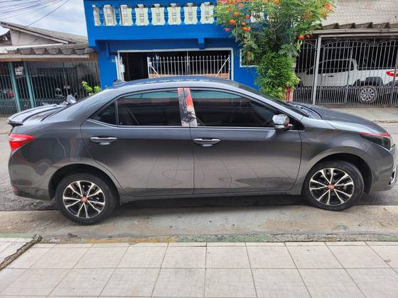 TOYOTA COROLLA 2017