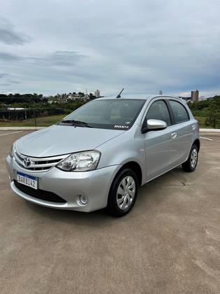 TOYOTA ETIOS 2017