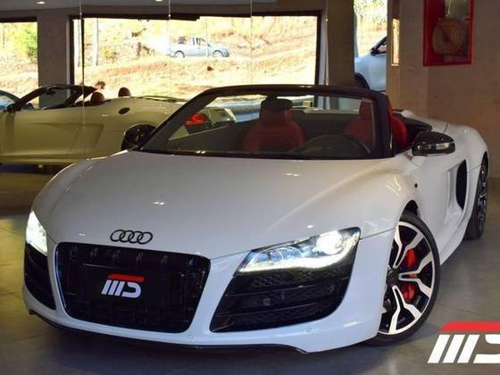 AUDI R8 2011