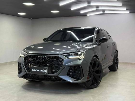 AUDI RS Q3 2021