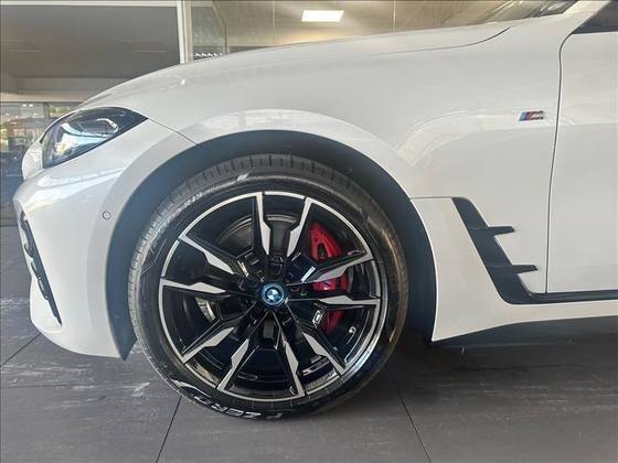 BMW I4 2024