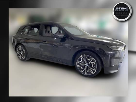BMW iX 2025