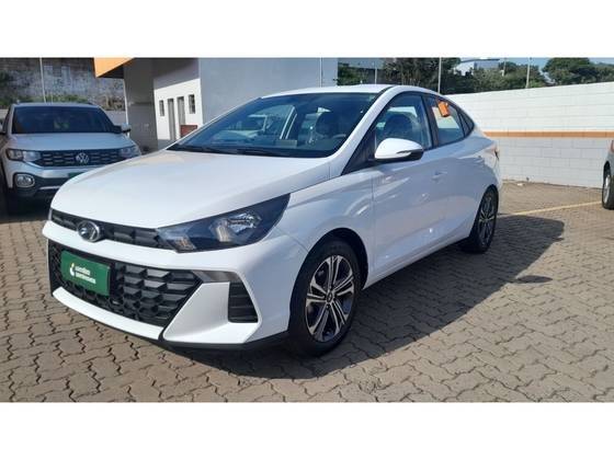 HYUNDAI HB20S 2024