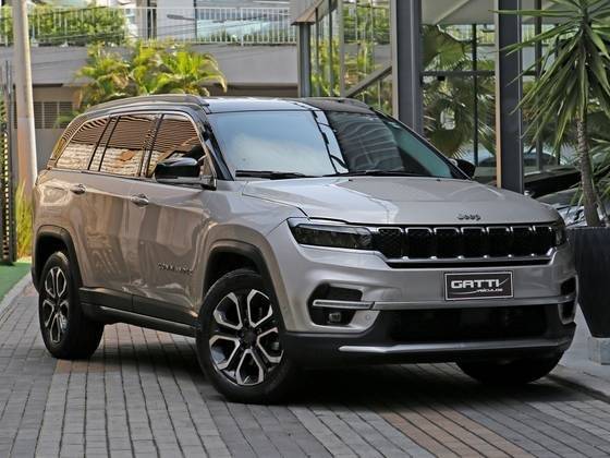 JEEP COMMANDER 2023
