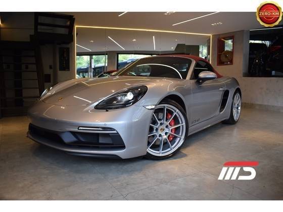 PORSCHE 718 2025