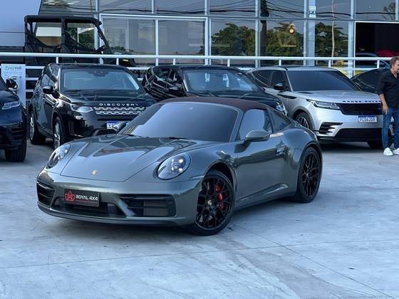 PORSCHE 911 2023