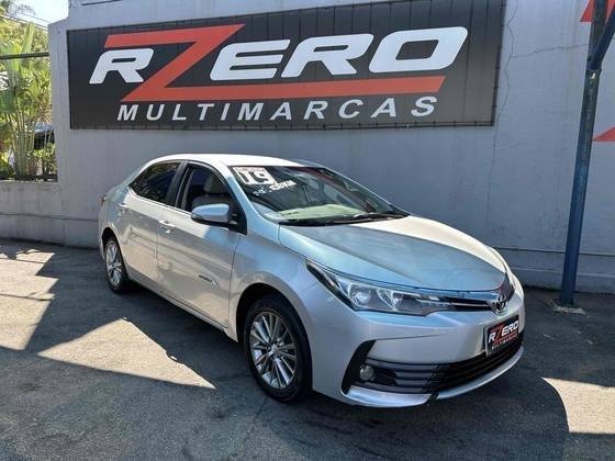 TOYOTA COROLLA 2019