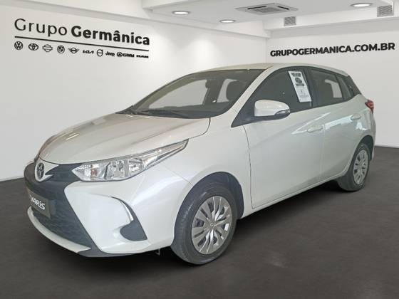TOYOTA YARIS 2025