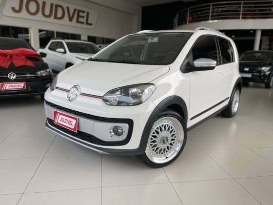 VOLKSWAGEN CROSS UP 2016