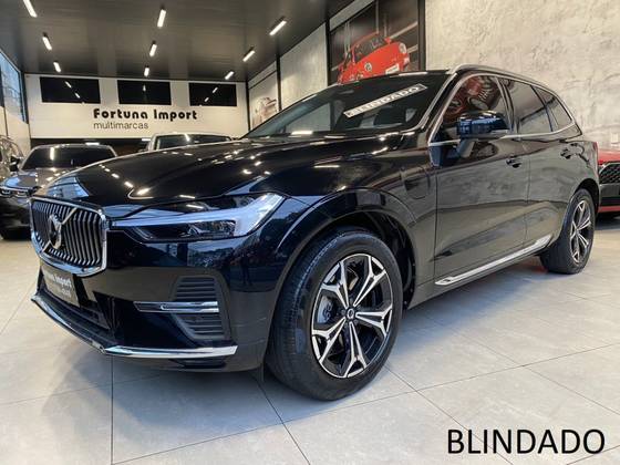 VOLVO XC60 2022