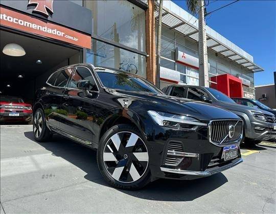 VOLVO XC60 2024