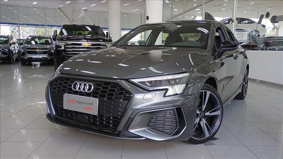 AUDI A3 2024