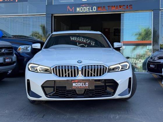 BMW 320i 2025