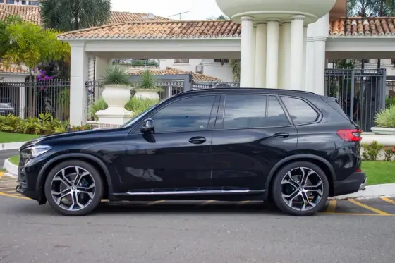 BMW X5 2019
