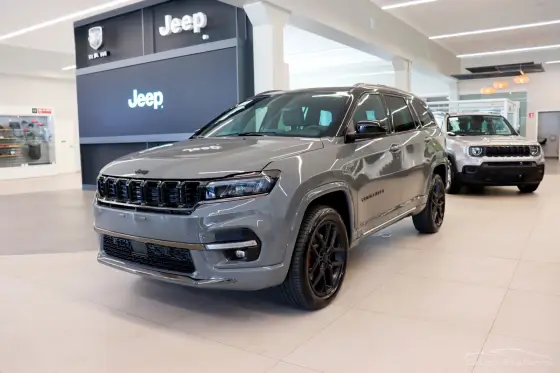 JEEP COMMANDER 2025
