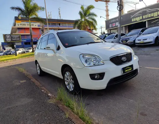 KIA CARENS 2013