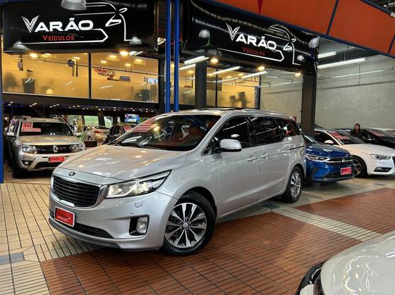 KIA CARNIVAL 2016