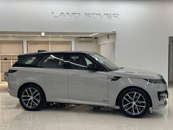 LAND ROVER RANGE ROVER SPORT 2025