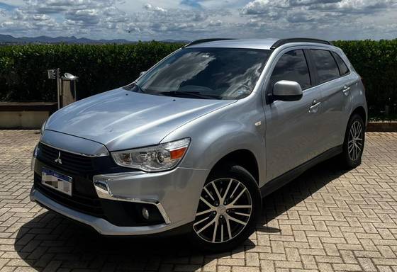 MITSUBISHI ASX 2018