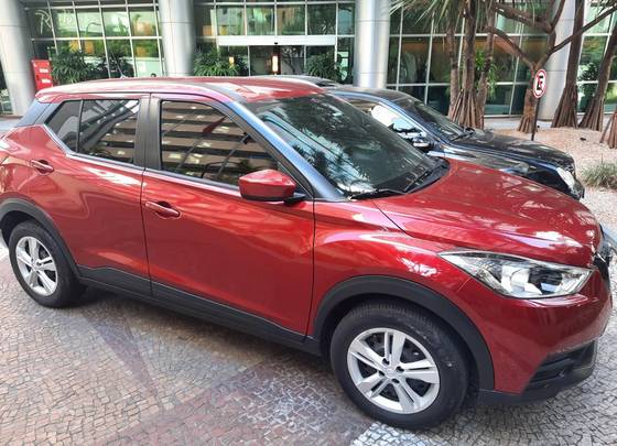 NISSAN KICKS 2021