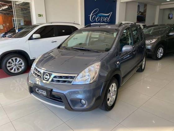 NISSAN LIVINA 2014