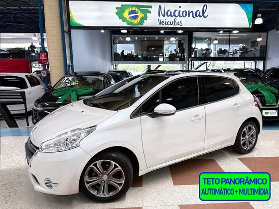 PEUGEOT 208 2014