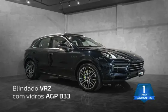 PORSCHE CAYENNE 2021