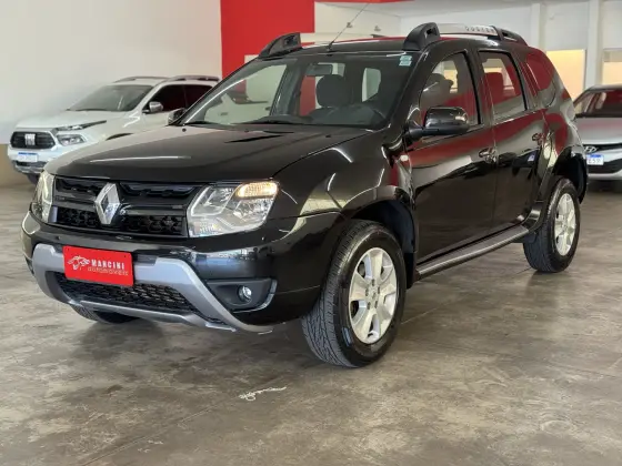 RENAULT DUSTER 2017