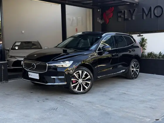 VOLVO XC60 2023