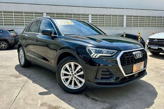 AUDI Q3 2021