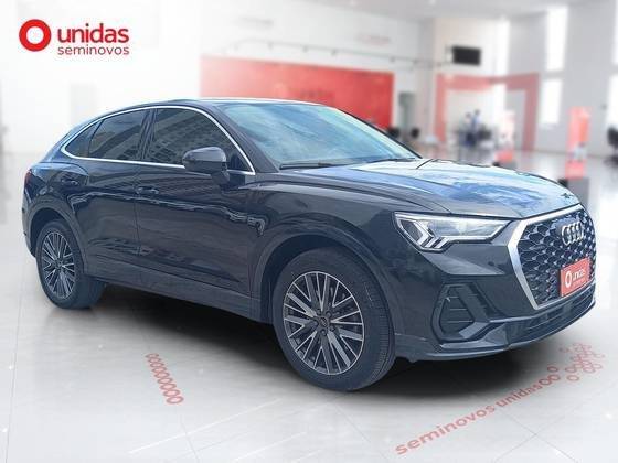 AUDI Q3 2024