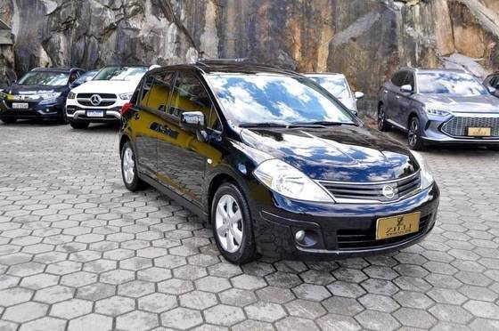 NISSAN TIIDA 2010