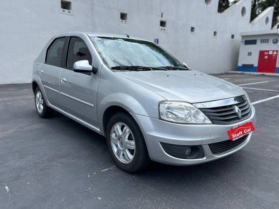 RENAULT LOGAN 2013