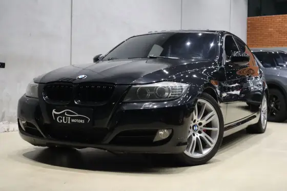 BMW 320i 2010