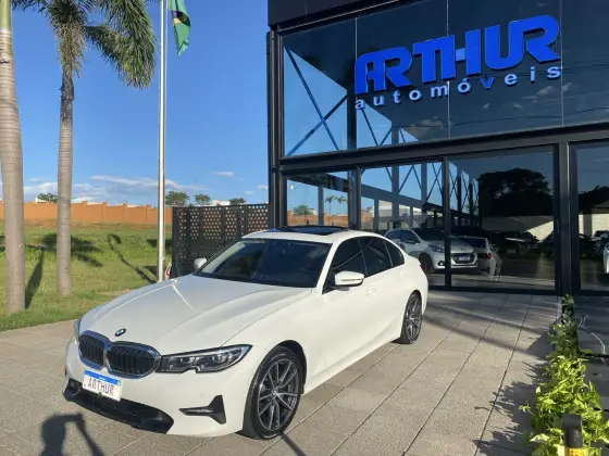 BMW 320i 2020