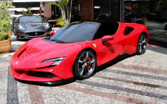 FERRARI SF90 2022