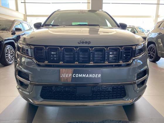 JEEP COMMANDER 2025