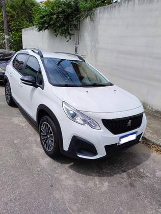 PEUGEOT 2008 2020
