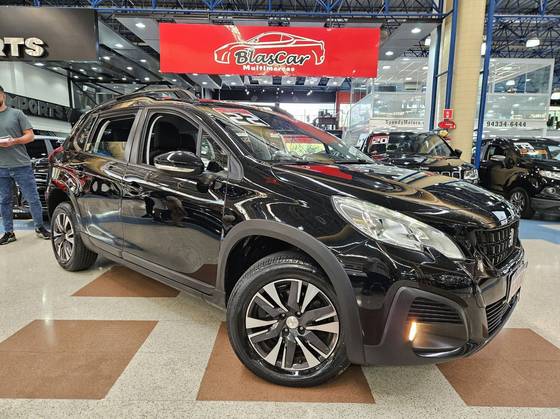 PEUGEOT 2008 2022