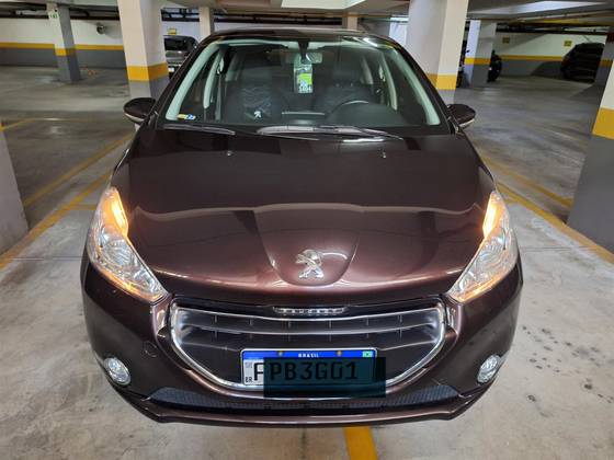 PEUGEOT 208 2016