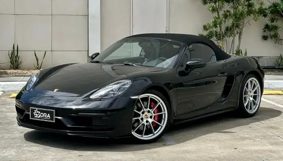 PORSCHE 718 2024