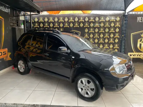 RENAULT DUSTER 2020