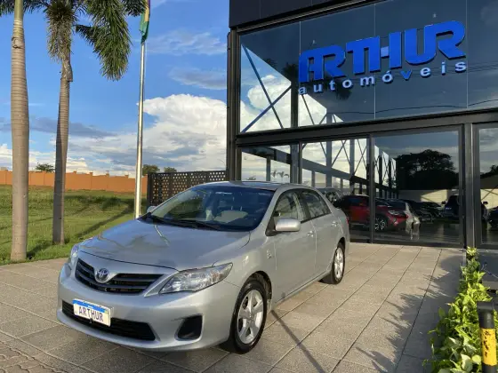 TOYOTA COROLLA 2013