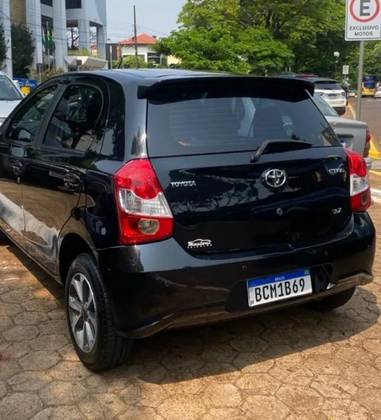 TOYOTA ETIOS 2018